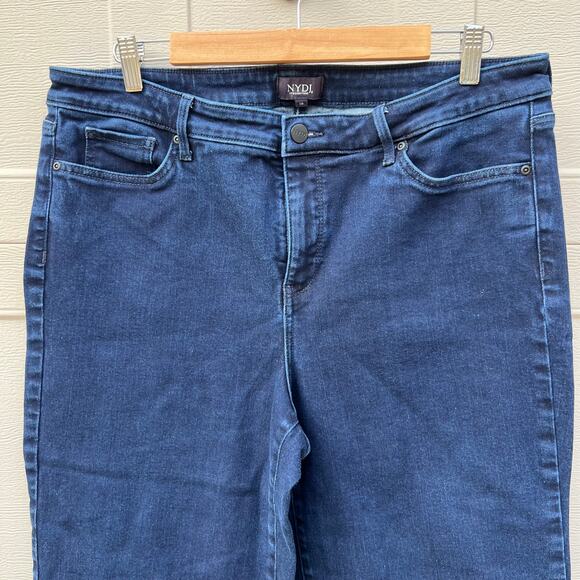 NYDJ Dark Wash Blue Wide Leg Ankle Jeans Lift Tuck Size 16 EUC - Picture 2 of 10